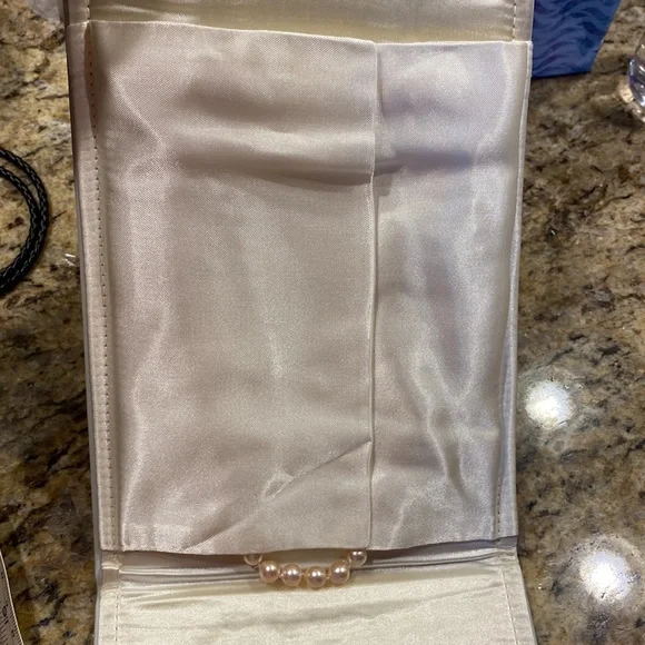 Gorgeous REAL Pearls Necklace 💝 - Picture 3 of 4